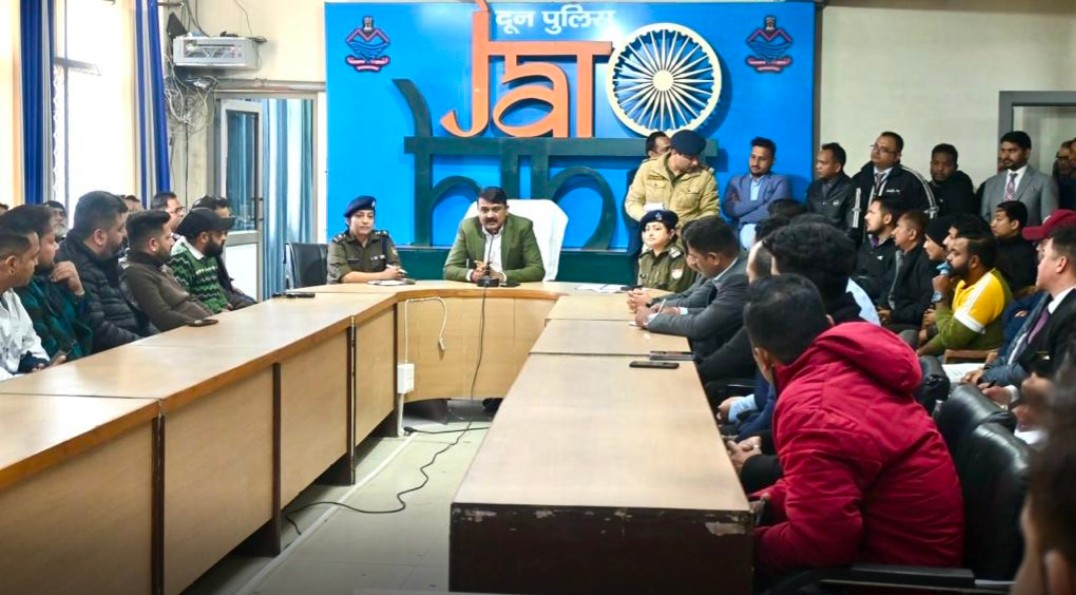 नव वर्ष 2024 के आगमन हेतु दून पुलिस ने की