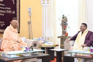 साधु संतों के आशीर्वाद से आध्यात्मिक शक्ति मिलती है- जोशी