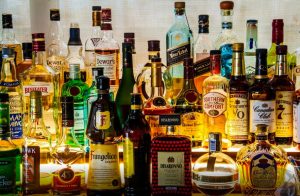 साल के जश्न पर खूब छलके जाम, प्रदेश में 30