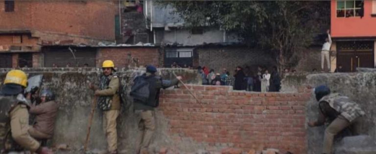 'चारों ओर से ईंटों की बारिश हो रही थी...', हल्द्वानी