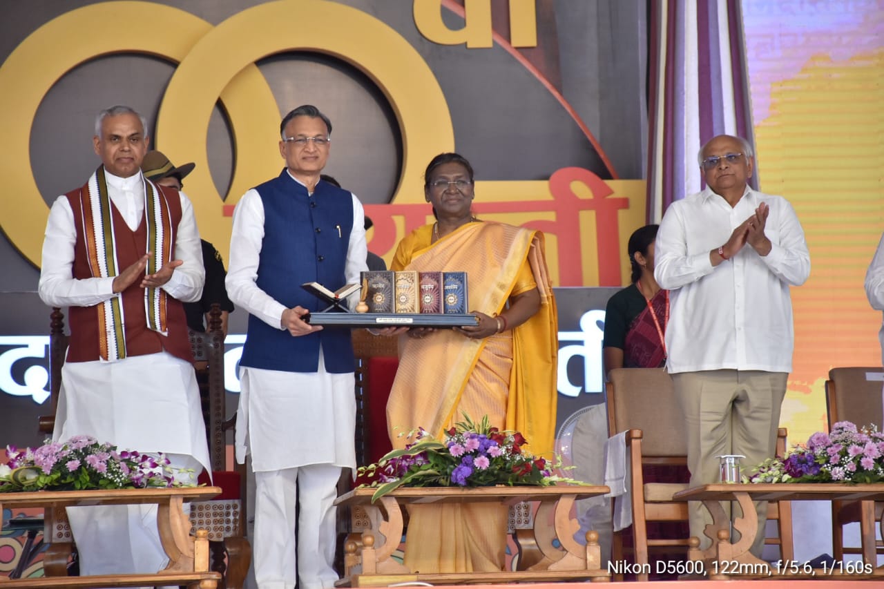 महर्षि दयानंदजी की 200वीं जयंती पूरे देश के लिए एक