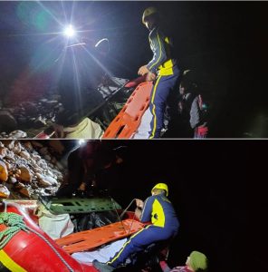 यमुना पुल के पास आल्टो कार हुई दुर्घटनाग्रस्त, एसडीआरएफ का