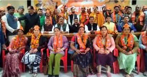 उत्तराखंड में लोकसभा चुनाव से पहले बीजेपी ने कांग्रेस में