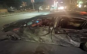 उत्तराखंड: होली की खुशियां मातम में बदली, कार कूड़ेदान से