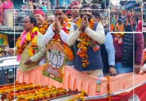 कर्णप्रयाग में अनिल बूलनी ने निकाला रोड शो, कहा- हम