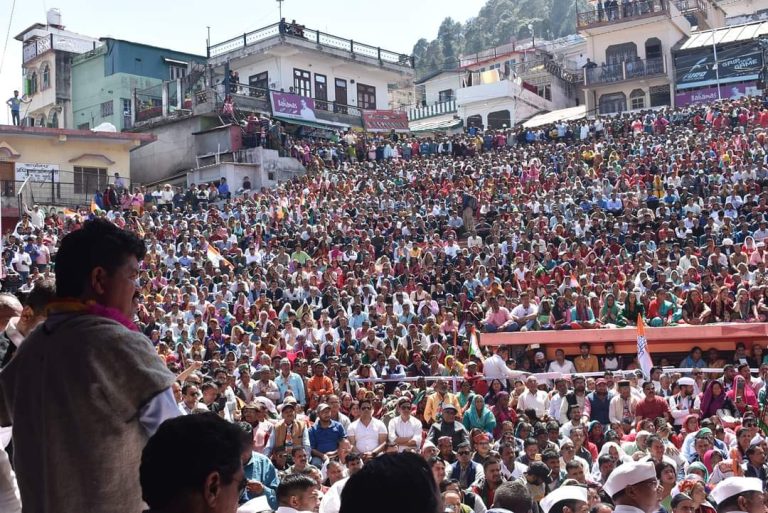 गणेशमय हुआ पौड़ी : भीड़ देख हुए भावुक बोले ये