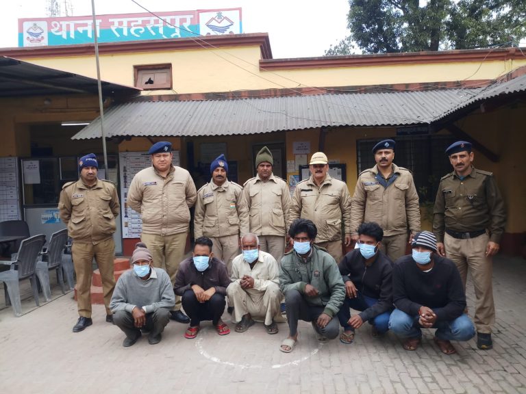 देहरादून पुलिस ने एक ही दिन में किया 30 लोगों