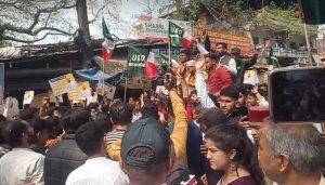 बॉबी के नामांकन जुलूस में उमड़े लोग, रणसिंग्हा गूंजे..... -