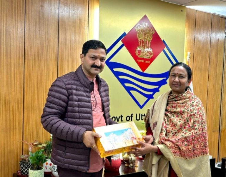 मुख्य सचिव से मिले बीकेटीसी अध्यक्ष अजेंद्र, केदारनाथ में विश्राम