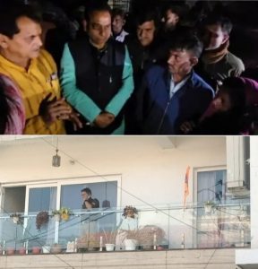 संदिग्ध परिस्थितियों में फ्लैट में लटका मिला किशोरी का शव,