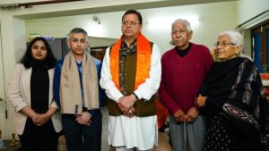 सीएम ने कतर से सकुशल लौटे सौरभ को सम्मानित कर दी शुभकामनाएं