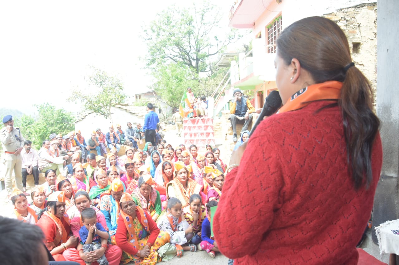 *कैबिनेट मंत्री रेखा आर्या ने सोमेश्वर विधानसभा के ताकुला मंडल