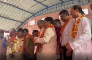 हरिद्वार में त्रिवेंद्र ने दिए हरीश रावत को बड़े झटके,