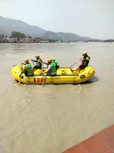 हनुमान घाट पर डूबा युवक, SDRF चला रही सर्च ऑपरेशन