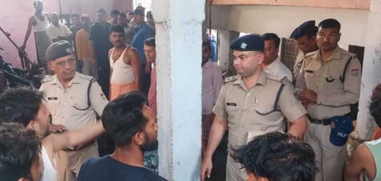 ऋषिकेश गोशाला में लगी आग, तीन गोवंश जलकर मरे, 12