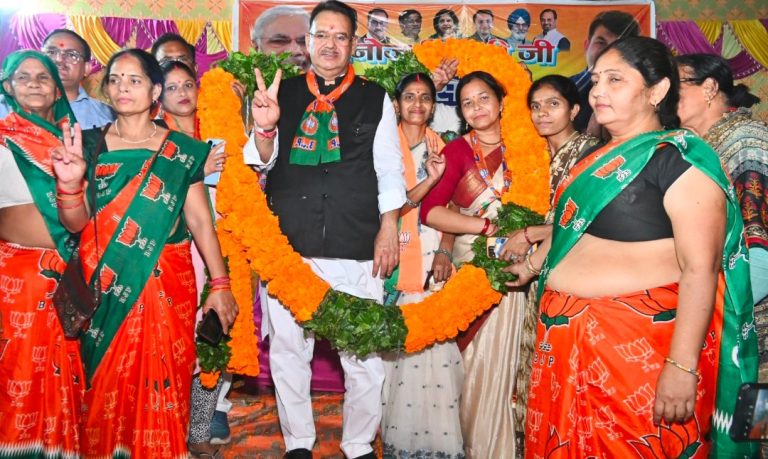 *कैबिनेट मंत्री गणेश जोशी ने दिल्ली में दिखाया दम, सुबह