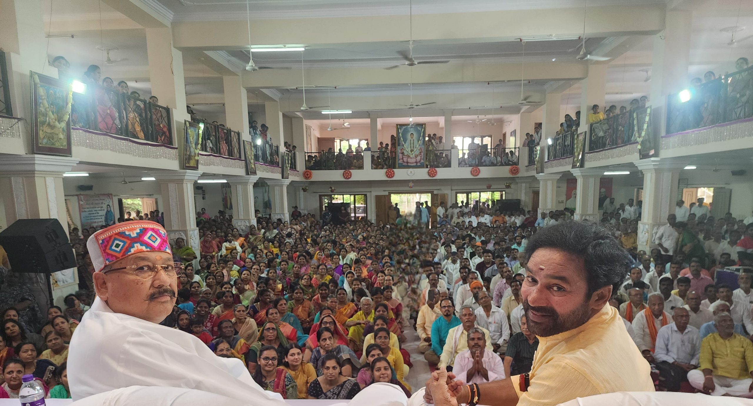 *परिवार को स्थापित करने की लड़ाई लड़ रहा है घमंडिया