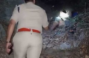 मसूरी रोड पर खाई में गिरी कार, युवक-युवती की मौत,