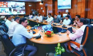 सीएम धामी ने चारधाम लगातार कर रहे यात्रा व्यवस्थाओं की