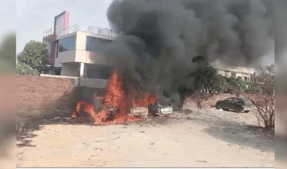 Uttarakhand: Three vehicles burnt to ashes in a fire at a warehouse in Haldwani