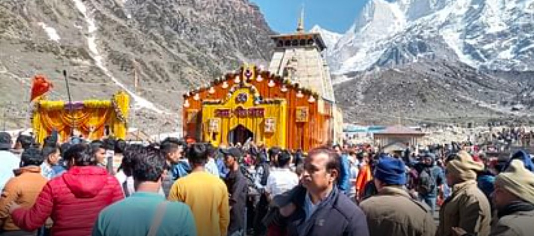 केदारनाथ धाम में दो और यात्रियों की मौत, 160 पहुंची