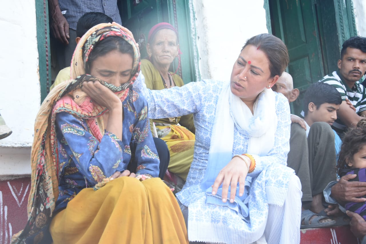 *कैबिनेट मंत्री रेखा आर्या ने बिनसर वनाग्नि में मृतक और