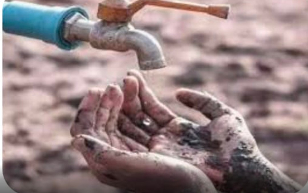 *थराली के इस गाँव में 25 दिनों से पानी नहीं,