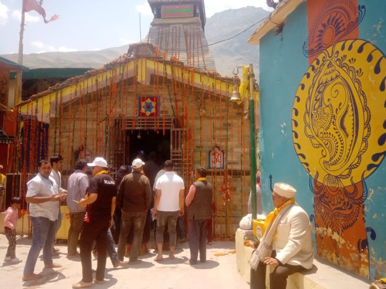 देश के सीमांत गाँव माणा में महावीर श्री घंटाकर्ण "माणा