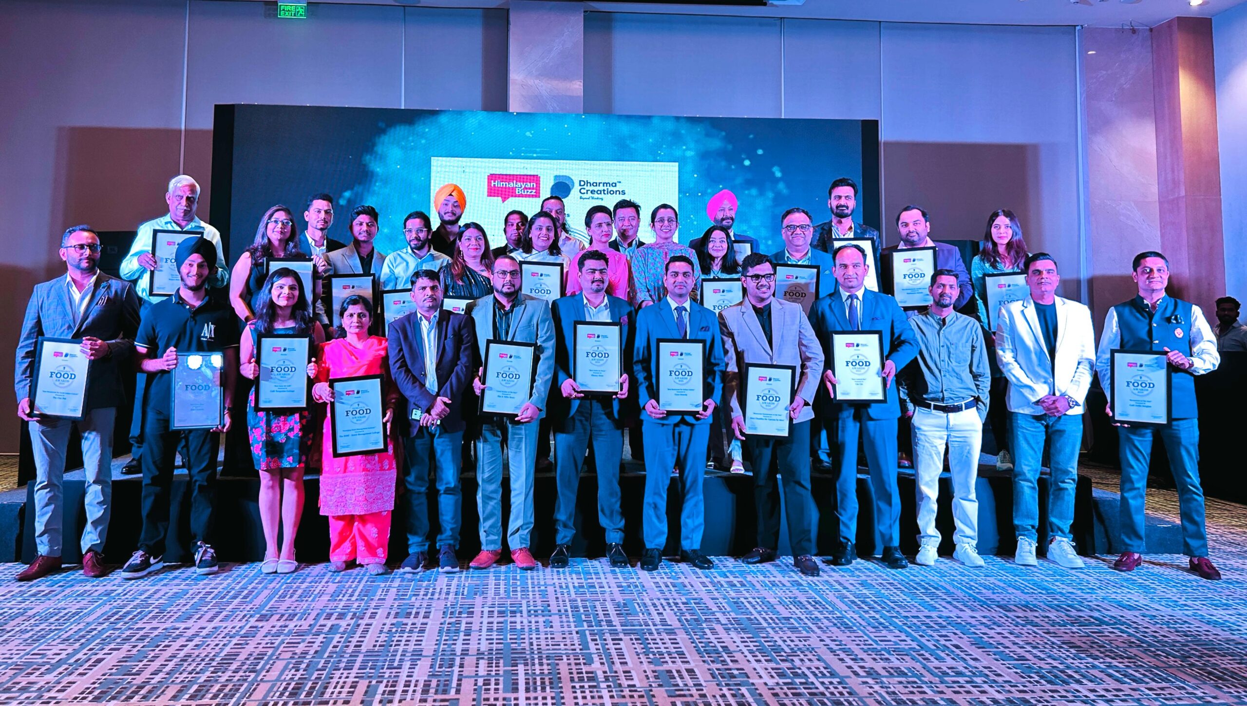 देहरादून फूड अवार्ड्स में शहर के कई कैफे और रेस्टोरेंट