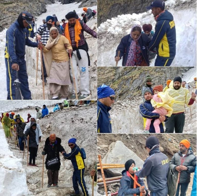 श्री हेमकुंड साहिब यात्रा के प्रहरी बने एसडीआरएफ के जवान