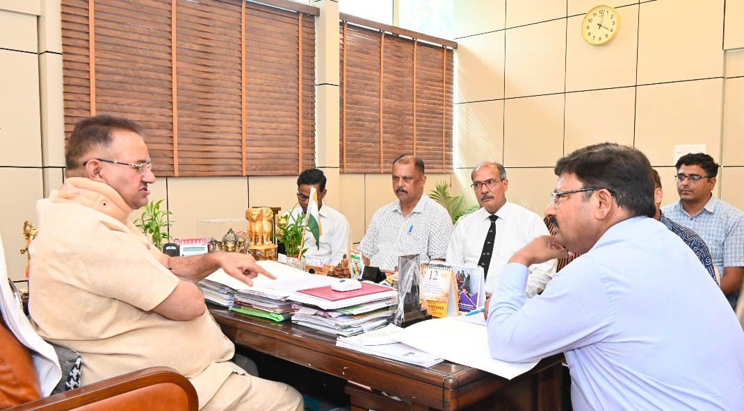 *सैनिक कल्याण मंत्री ने अधिकारियों को दिए निर्देश, मंत्री बोले