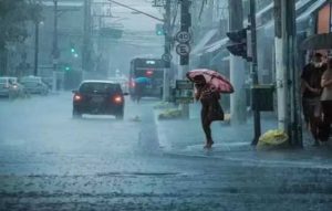 Due to heavy rains in Uttarakhand, alert on Ganga Ghats in Haridwar, Rishikesh, weather will remain bad even today