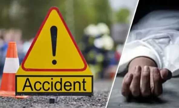 A vehicle lost control and fell into a ditch in Uttarakhand, a girl died and three were injured in the accident