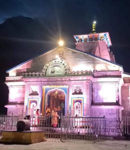 जनपद रुद्रप्रयाग -केदारनाथ मार्ग पर फटा बादल ! हालत काबू