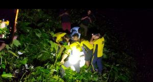 *रुद्रनाथ ट्रैक पर भारी बारिश के बीच SDRF ने चलाया