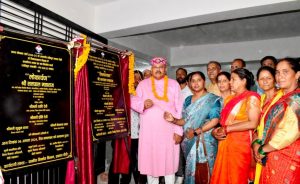 *महाराज ने पोखड़ा को दी चार करोड़ की योजनाओं की