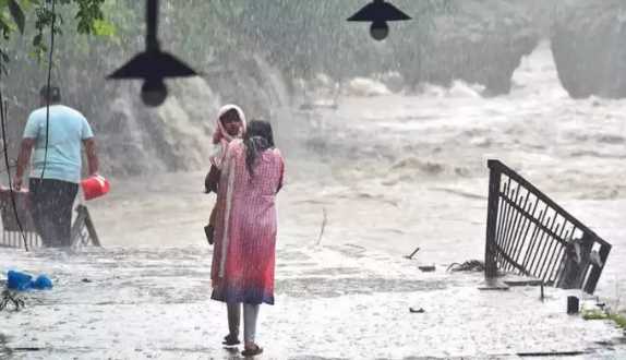 Heavy rain predicted in entire Uttarakhand for the next two days, Meteorological Department issued yellow alert