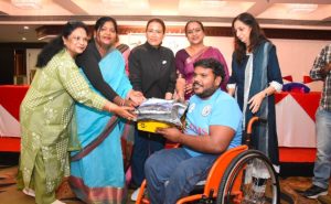 *खेल मंत्री रेखा आर्या ने किया उत्तराखंड पैरालंपिक बॉलीबाल खिलाड़ियों