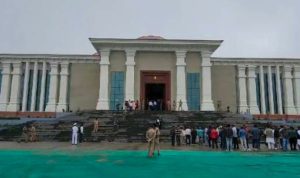 गैरसैण विधानसभा सत्र में पहुचे 5 विधायकों को लगी ठंड,