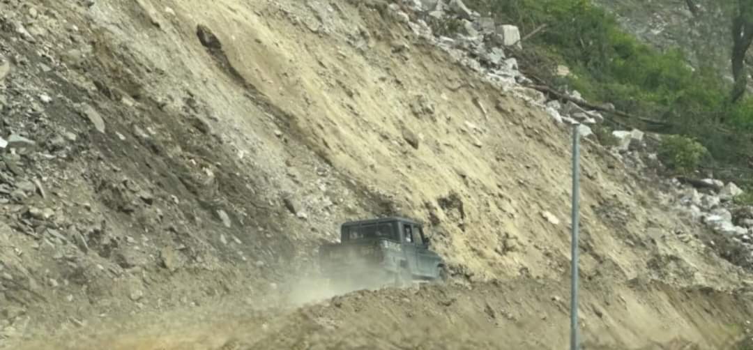 बिग ब्रेकिंग :पाँच दिन बाद आज बद्रीनाथ हाईवे छोटे बड़े