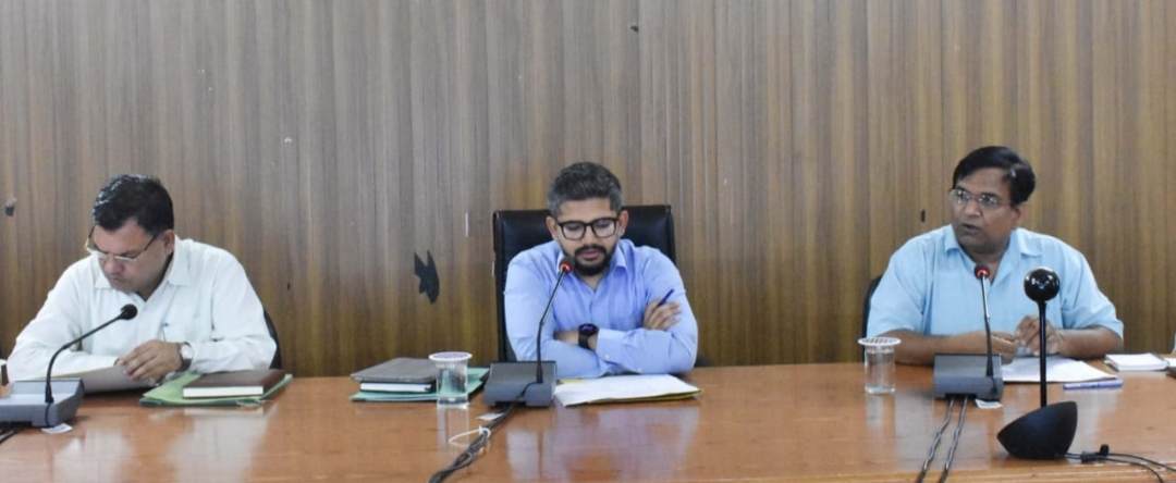 स्वतंत्रता दिवस की तैयारियों को लेकर मुख्य विकास अधिकारी अभिनव