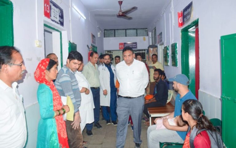 *स्वास्थ्य सचिव ने किया सीएचसी अगस्त्यमुनि का औचक निरीक्षण स्वास्थ्य