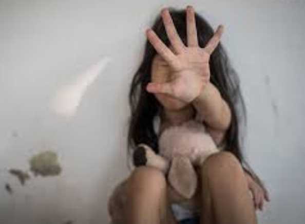 A 17-year-old boy locked a 6-year-old girl in the house, tied her hands and legs, gagged her mouth and raped her