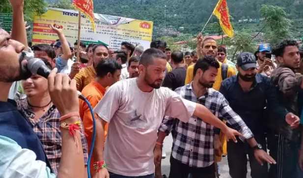 Why are people standing up against mosques and Muslims in Uttarkashi, Uttarakhand is boiling