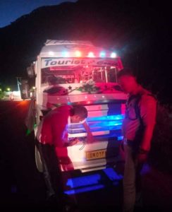 खबर दार गाड़ियों में रंगीन लाइट और हूटर लगाने वाले