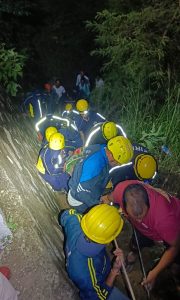 *पिथौरागढ़ में एसडीआरएफ ने 4,00 फंसे लोगों को निकाला, 01