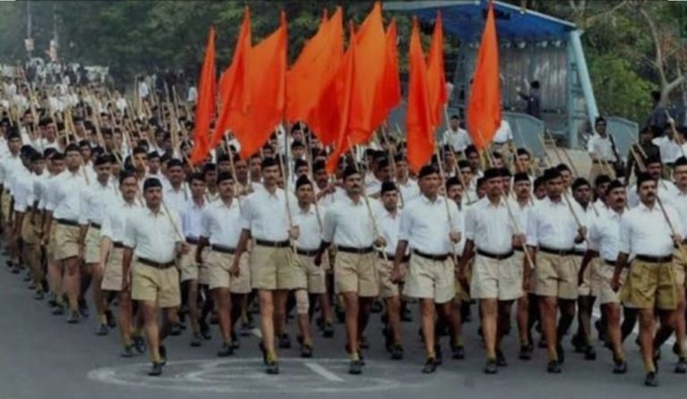 ब्रेकिंग : बेरोकटोक शामिल होंगे सरकारी कर्मचारी भी अब आरएसएस