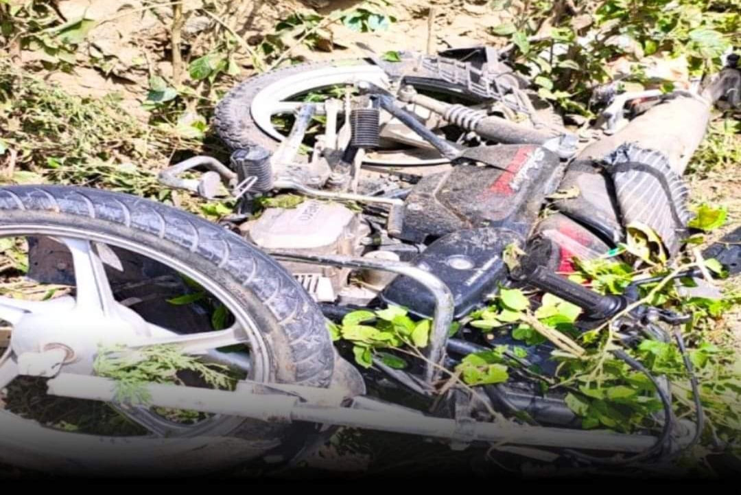 श्रीनगर गढ़वाल: केदारनाथ दर्शन से लौट रहे बाईक सवार पतिपत्नी