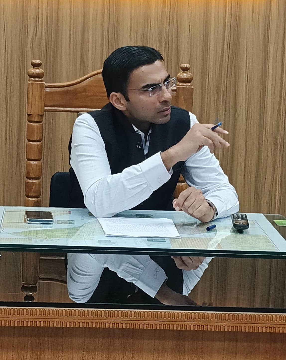 आधुनिक सुविधा से लैस होगी सभी विद्यालय: डीएम। - my