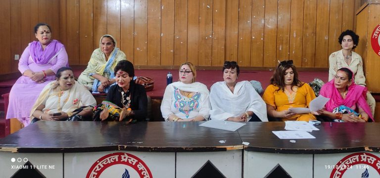 उत्तराखंड किन्नर समुदाय ने परेशान करने व मारपीट के आरोपों